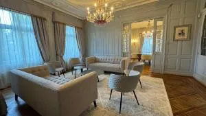 Entire Zurich Villa, Your Private Luxury Escape with in house staff - Affoltern