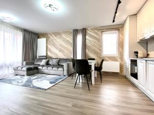 All Day Holiday Residence