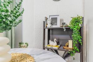 Nightfall Escape - M&N Condos