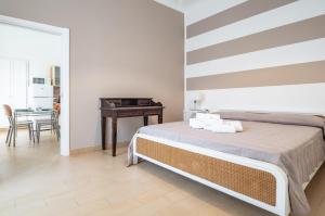 GuestHost - One step away from the historic center Lovely Flats