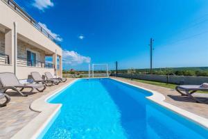 Villa Providenca with heated pool