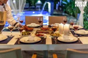 StayVistas The Isabella House - Hill-View Villa with Outdoor Pool & Pool-Side Gazebo