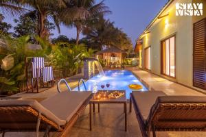 StayVistas The Isabella House - Hill-View Villa with Outdoor Pool & Pool-Side Gazebo