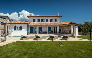 Beautiful Home In Maruzini With Sauna