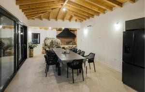 Awesome Home In Poljica With Sauna