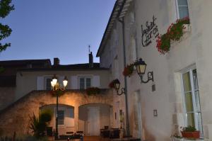 Hotels Logis Hotel Le Saint Georges : photos des chambres