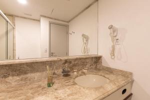 Easy Star - Prático flat próximo do Shopping Pamplona - DO03I