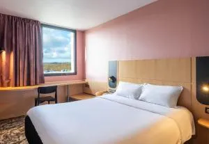 B&B HOTEL Calais Terminal Cité Europe 3 étoiles - 埃斯卡勒