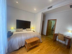 Apartamentos Caceres