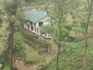 Trident Bungalow - Pallegama