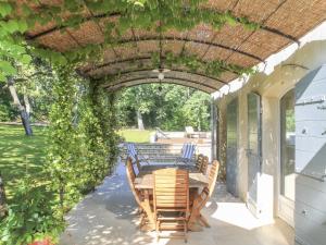 Maisons de vacances Le Jardin des Chenes : photos des chambres