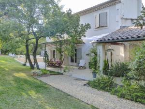 Maisons de vacances Le Jardin des Chenes : photos des chambres