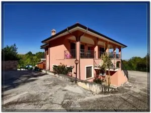 Charming House in Abbateggio with Private Pool - Roccamorice