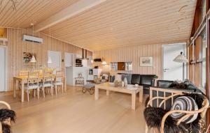 Stunning Home In Humble With Sauna