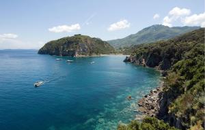 2 Bedroom Amazing Apartment In Ischia