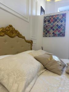 Vintage apartment Kotlyarska10