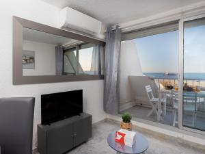 Apartment La Calypso-6 by Interhome