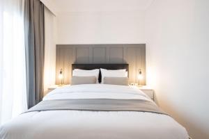 F & B Collection - Kalamaria Flats