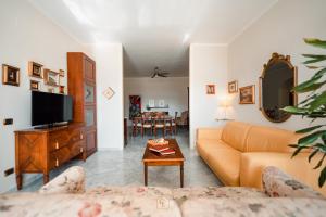 CASA GILU