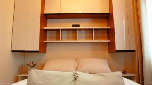 Coast Condo Penthouse in Pasay, Metro Manila near SM Mall of Asia, Ninoy Aquino International Airport, World Trade Center, Star City, Intramuros