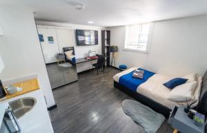 Compact STUDIOS near the city in Selly Oak