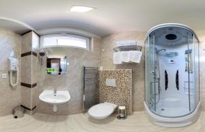 Large Double Room room in Hotel Sun