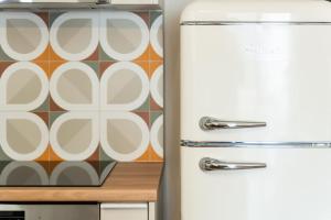 Glamorous 4th FL Apt in Kolonaki 6 min to Syntagma