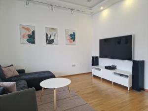 2 Ljubljana Modern Villa Apartment