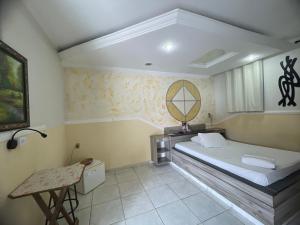 lux motel