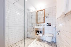 Double Room with Mountain View room in Hotel Weissenstein