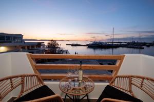 Due Venti Downtown Suites Naxos Sunset View