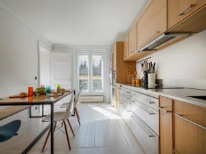 Paris Center - Haussmann Elegant Residence