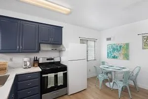 Designer Poolside 1Bed1Bth Retreat - Grossmont