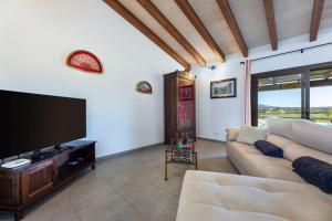 Son Guillot Den Pedro