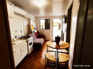 Microcasa com vista para o Cristo