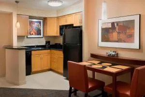 Residence Inn by Marriott Toronto Downtown / Entertainment District - Toronto