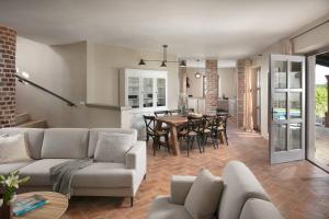 Rustic Villa Calluna with a pool in Istria 