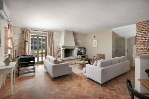 Rustic Villa Calluna with a pool in Istria