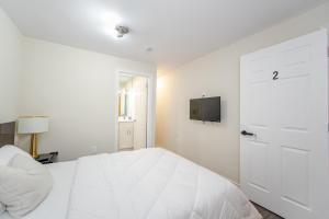 Cozy basement suites Oakville