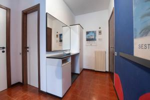 252 - Casa Sestrina - Centro Storico, 90metri dalla Baia del Silenzio patrimonio unesco da spiaggia e mare