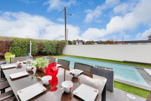 Maison pour 8 - Piscine - 550 m de la plage