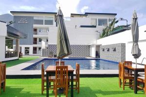 Orient De Galera Beach Resort