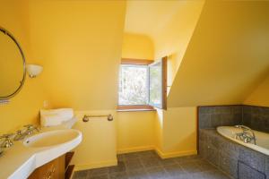 Maisons de vacances Maison avec spa a quelques metres de la plage : photos des chambres