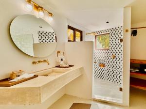 Azulea Bacalar Hotel & Spa - Lagoon Front