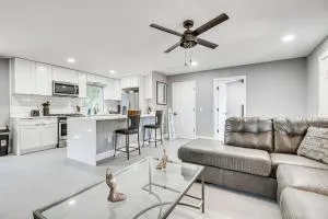 Cocoa Home with Large Yard 3 Mi to Indian River! - كوكوا