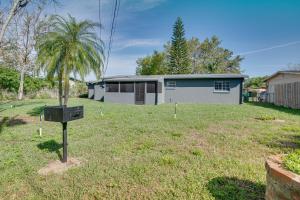 Cocoa Home w Large Yard: 3 Mi to Indian River!