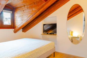 La Mignon by HAPPYHOSTORINO