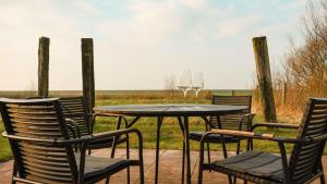 Modernes Holzhaus mit traumhaftem Deichblick