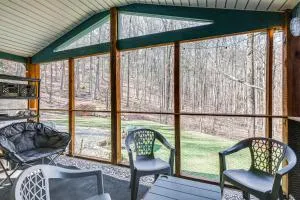 Pet-Friendly Roanoke Home with Fire Pit and Grill! - Cave Spring