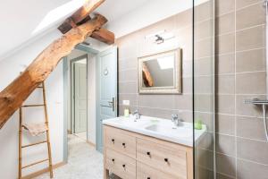 Maisons de vacances Maison de campagne au coeur de l'Auxois - Tivauche-le-Haut en Cote d'Or : photos des chambres